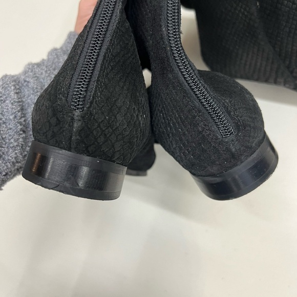 Seychelles Victory Croc Embossed Suede Leather Boots Size 6 - Picture 5 of 15